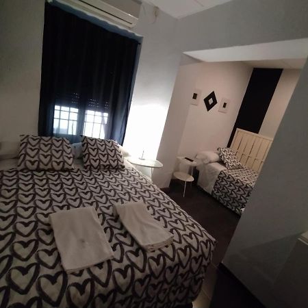 Pension Cibeles 12 Cordova Esterno foto