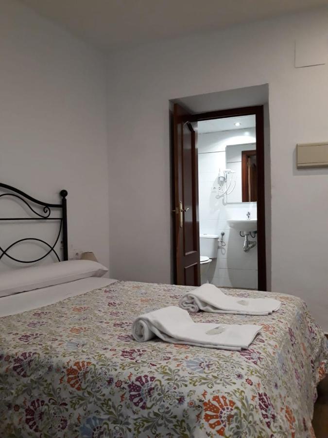 Pension Cibeles 12 Cordova Esterno foto